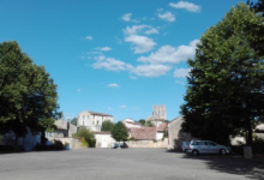 La Tour Saint Jean景点图片