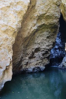 Vaipō Waterfall-努库希瓦岛