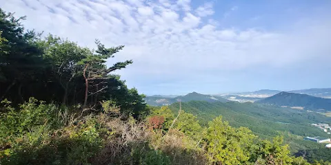 泰鶴山自然休养林