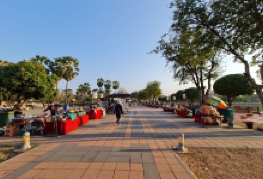 兰甘亨王纪念碑景点图片