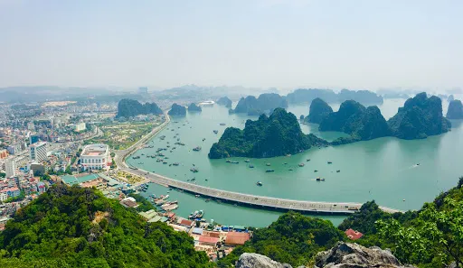 Bai Tho Mountain