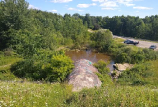 Upper Girard Lake景点图片