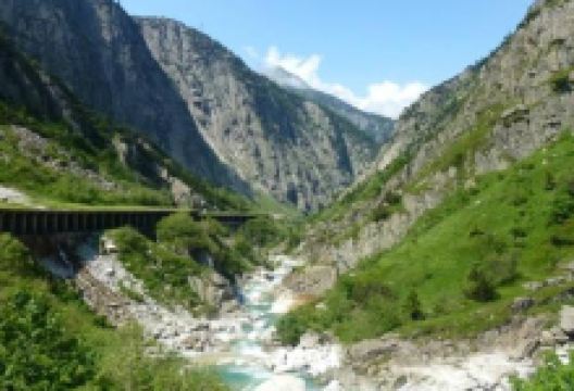 Devil's Bridge景点图片