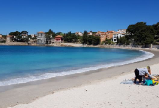 Plage de Renecros景点图片