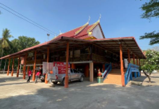 Wat Nam Khom景点图片