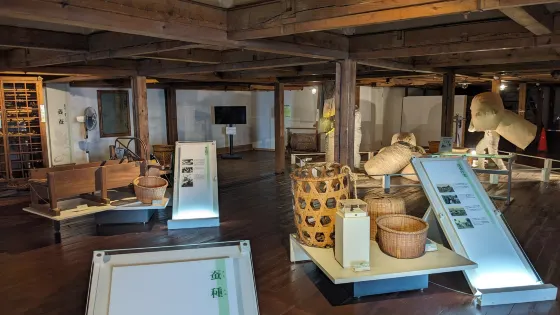 片倉絲綢紀念館