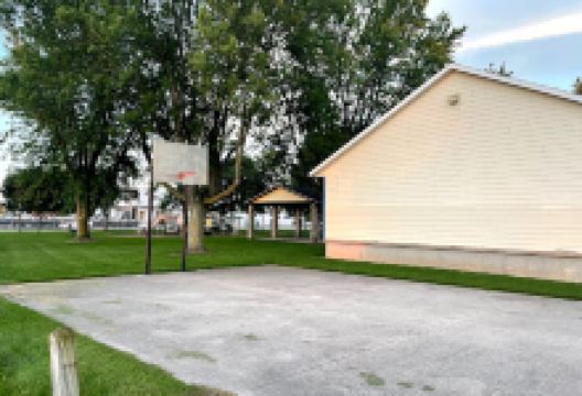 Hilbert Civic Park景点图片