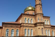 Elkhotovo Mosque景点图片