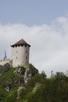 City Beach-乌日策