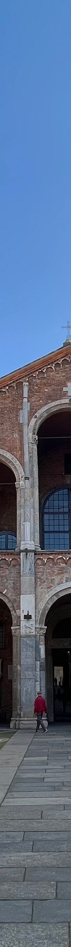 圣盎博罗削圣殿-米兰