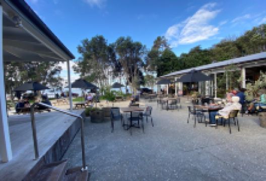 Man O' War Vineyards景点图片