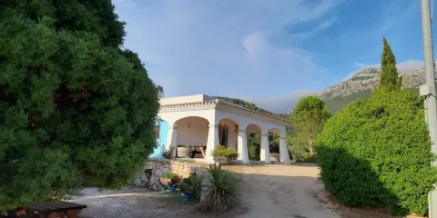 Cantina Atha Ruja Poderi