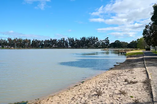 【Murtoa Memorial Gates參觀攻略2026】門票優惠、開放時間及交通地址一覽 - 永安旅遊