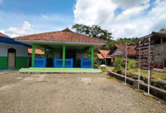 Masjid Al-Mujahidin Cengkirmanis景点图片