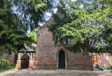 Burley Parish Church景点图片