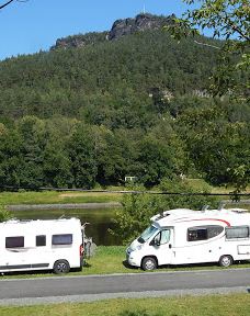 Campingplatz am Treidlerweg-柯尼希施泰因