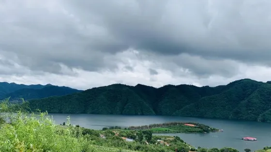 白山市龍山湖景區