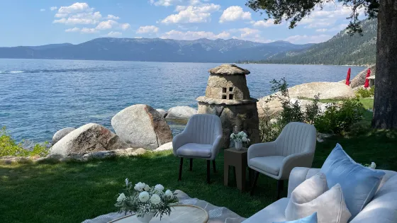 Thunderbird Lodge