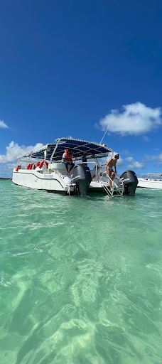 Piscina Natural Saona-圣拉斐尔－德尔尤马