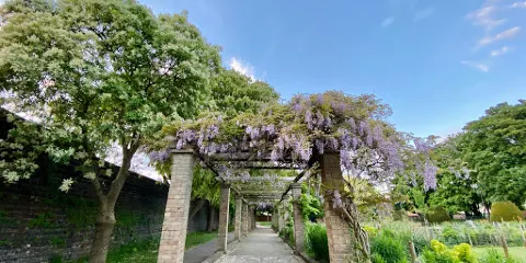 Winston Churchill Memorial Gardens