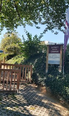 MoselCamping Bernkastel-贝恩卡斯特尔-屈斯