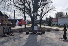 Pomnik Powstańców Wielkopolskich Mochy景点图片