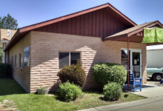 Loon Lake Library & LOSC District Administration Office景点图片