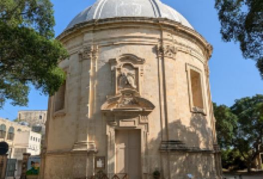 Sarria Church景点图片