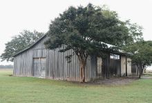 Milam Plantation Seed Barn景点图片