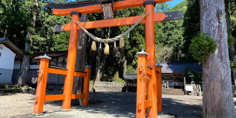 戸隠神社