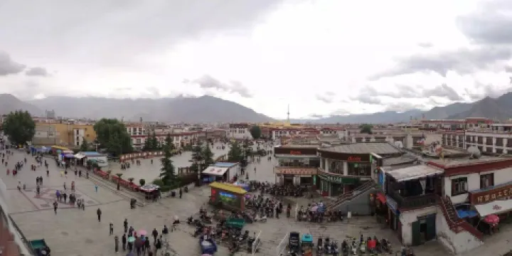 朗熱塔波扎倉寺