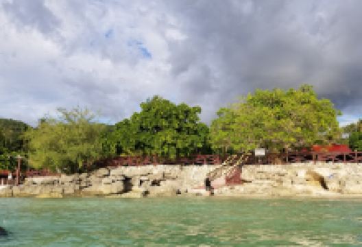 Rosal Beach Resort景点图片