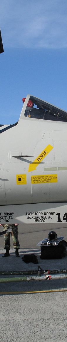 新英格兰航空博物馆-温莎洛克斯