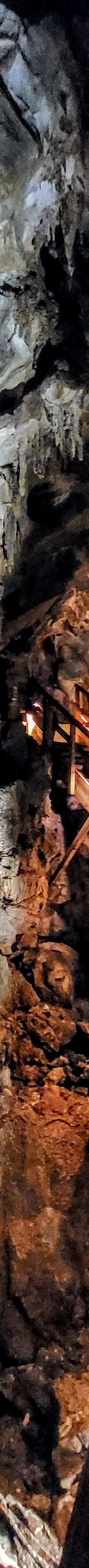 Ngarua Caves-Takaka Hill