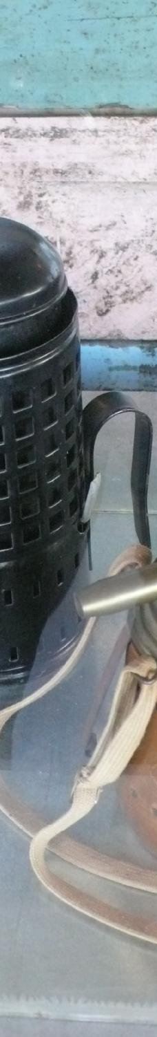 Big Island Bees-Honaunau-Napoopoo