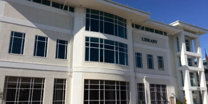 Fort Myers Beach Public Library