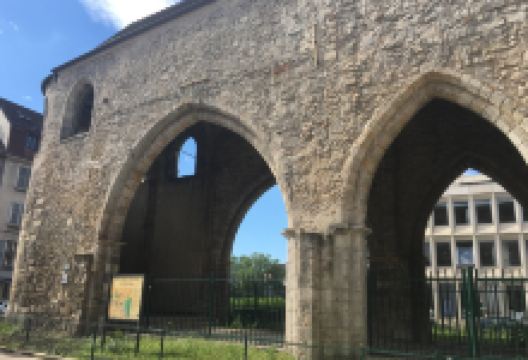 Prieuré Saint-Sauveur景点图片