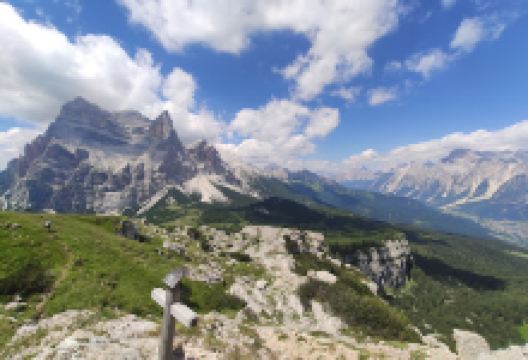 Monte Pena景点图片