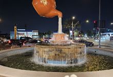 Soaring Teapot Fountain景点图片