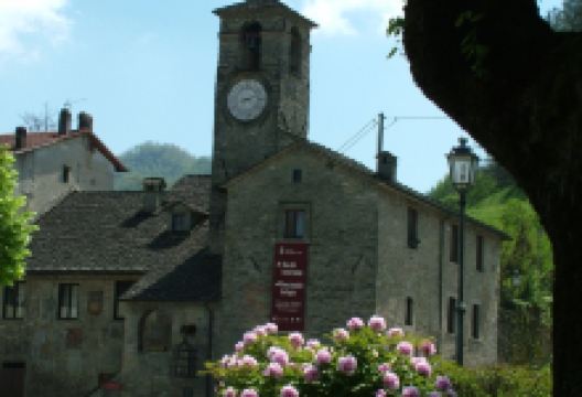Piazza Ettore delle Alpi景点图片