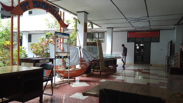 Faculty of Language and Literature餐厅图片