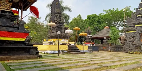 Pura Parahyangan Jagat Guru