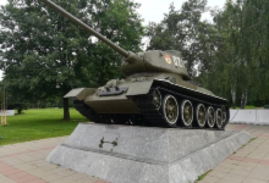 Monument Tank T-34-85景点图片