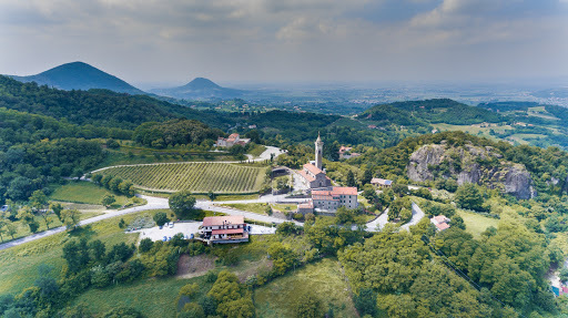 Alla Chiesa