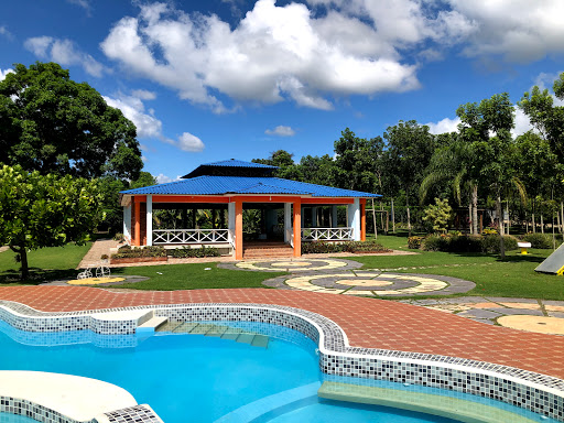 Rancho Club Los Almendros