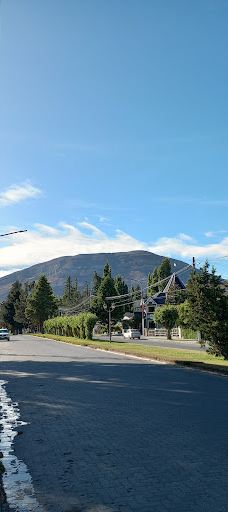 Plaza de Los Pioneros-埃尔卡拉法特