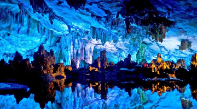 普罗米修斯溶洞