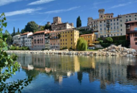 阿尔皮尼古桥景点图片