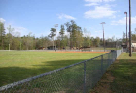 Joe Tucker Park景点图片