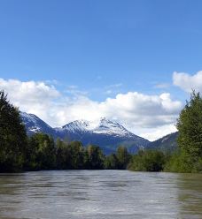 奇尔卡特河-海恩斯自治市镇